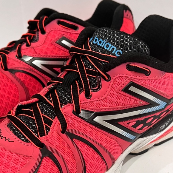 New Balance 870V2 Rev Lite Women's Running Shoe Sz 9.5 - Picture 2 of 11